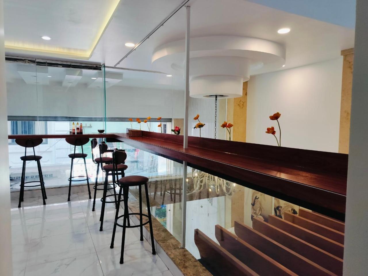 Adventure Hotel Thành Pho Ho Chí Minh Esterno foto