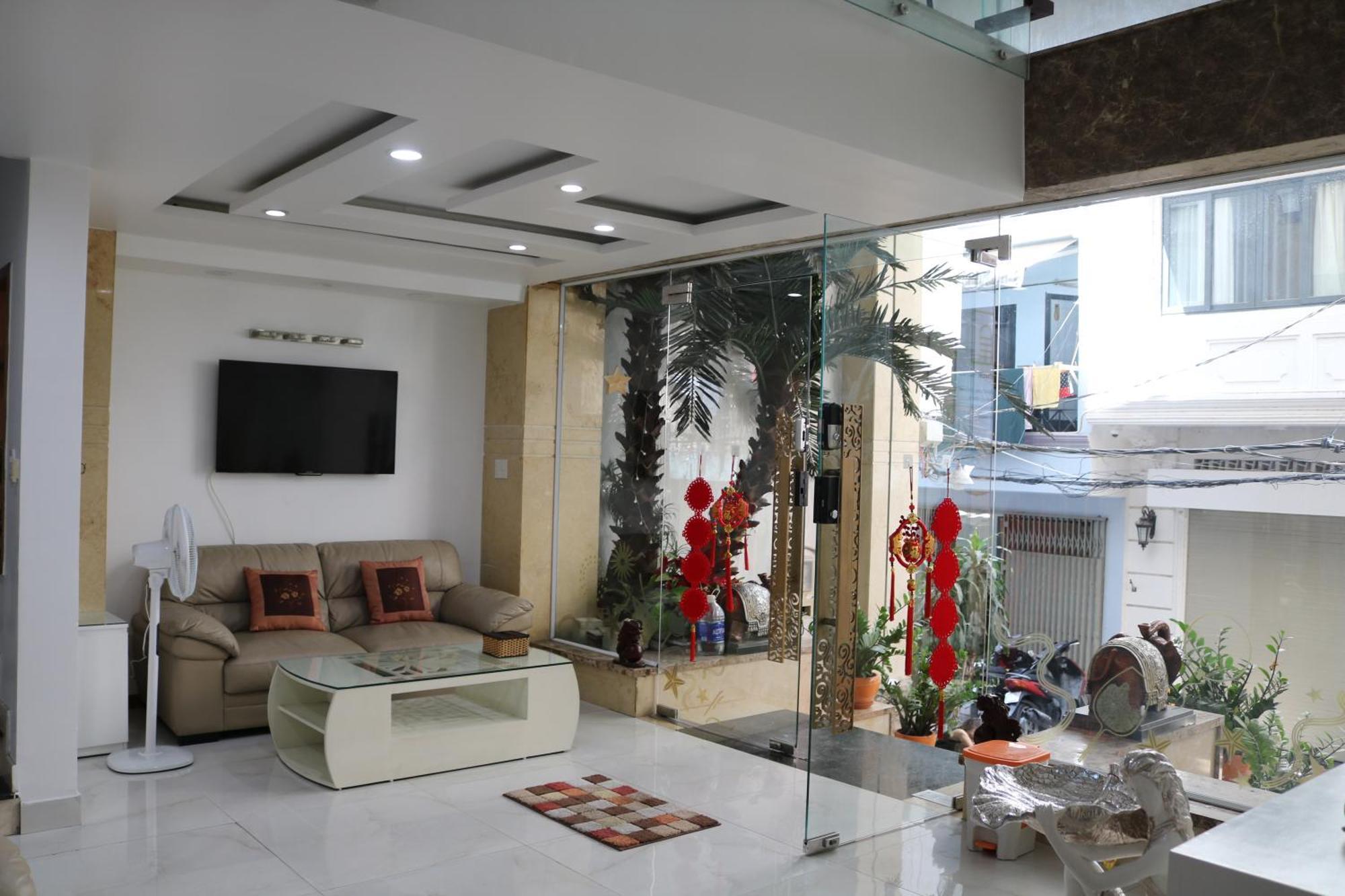 Adventure Hotel Thành Pho Ho Chí Minh Esterno foto