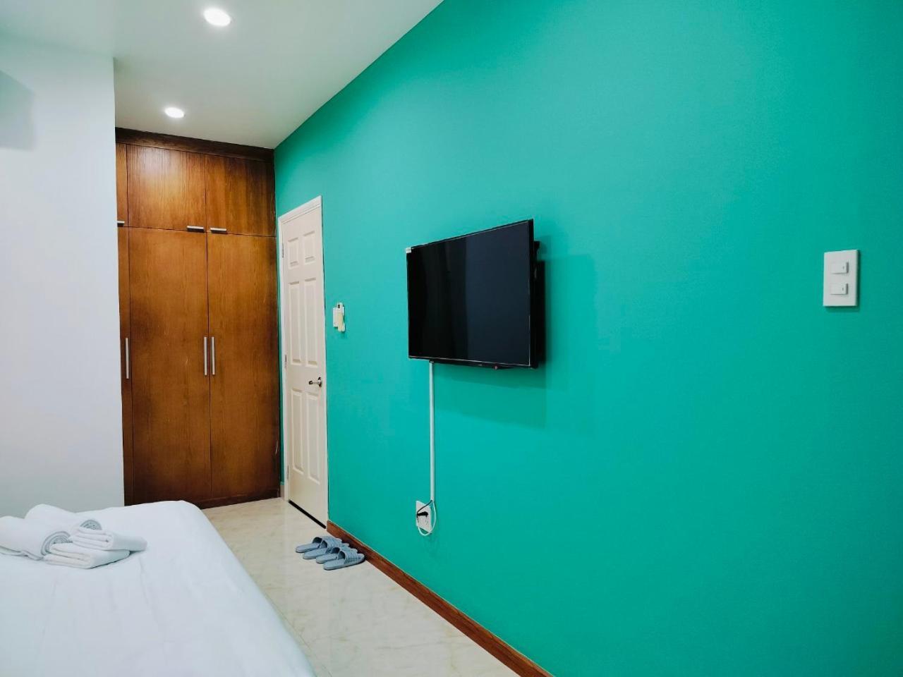 Adventure Hotel Thành Pho Ho Chí Minh Esterno foto